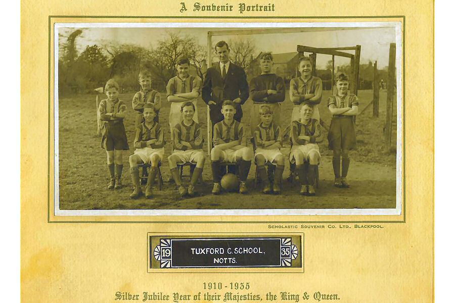 Tuxford Primary School football team - 1935