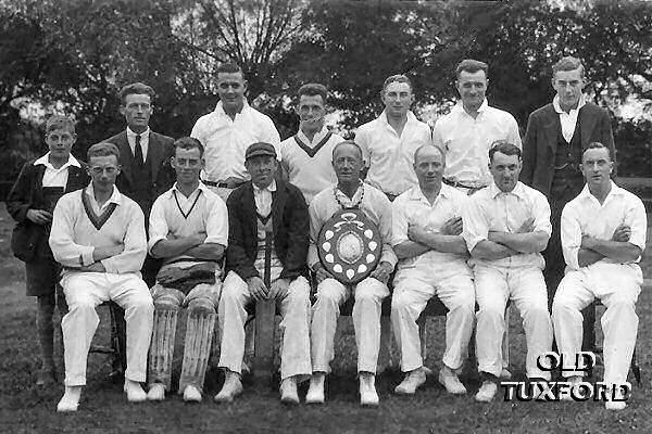 Tuxford Cricket Club, Captain Bob Lightfoot