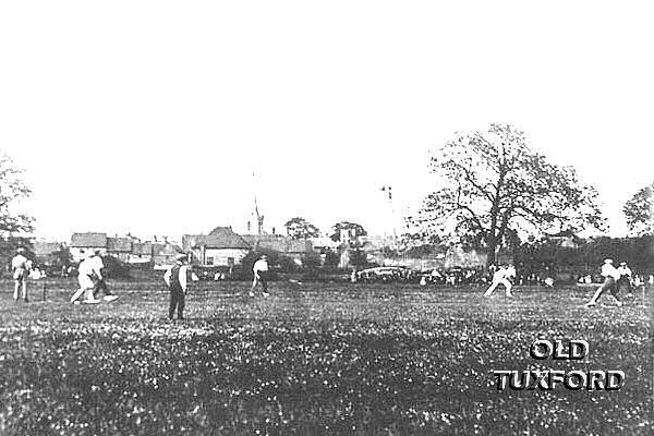 Cricket match on the Arnew, Tuxford