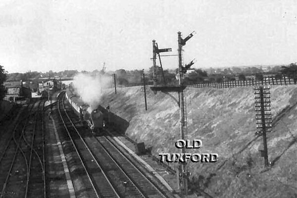 Tuxford North from the South. The Plant Centenarian with engine 60014 - 20/09/1953